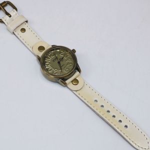 бяла каишка