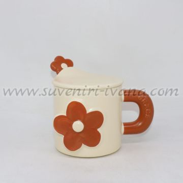 керамична чаша с цвете