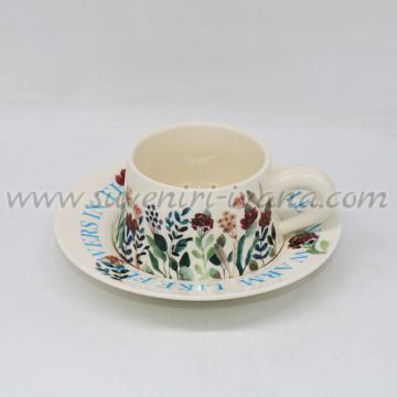 комплект керамична чаша с чинийка на цветя