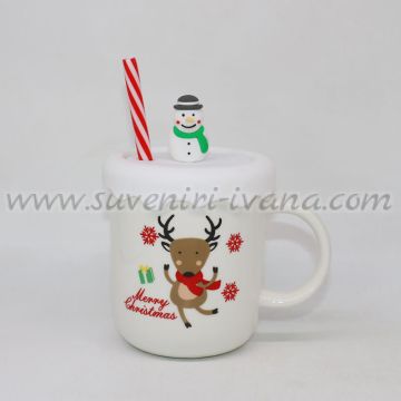 коледна чаша с еленче и снежен човек плюс капаче и сламка