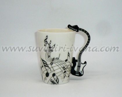 рок чаша черна електрическа китара