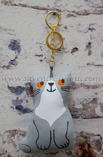 ключодържател сива котка
