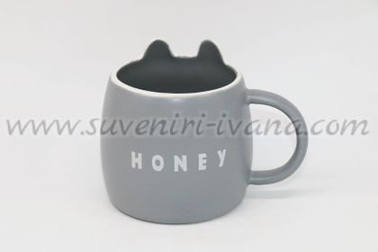 сива чаша с надпис Honey