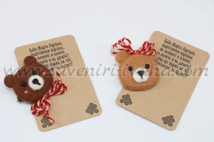 мартеница мече с брошка и шнолка