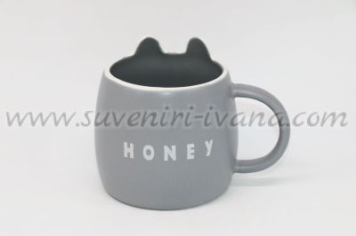 сива чаша с надпис Honey