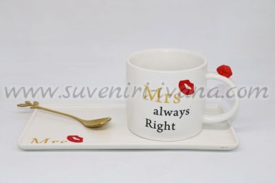 комплект чаша с чинийка Mrs. Always Right