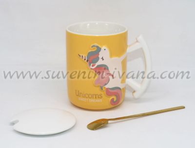 чаши серия Unicorns с капаче и лъжичка