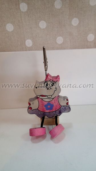 Дървена фигурка хипопотамче с щипка за бележки 5,5 х 10,5