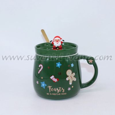 Керамична чаша украсена с коледни мотиви, капак и лъжичка - модел едно
