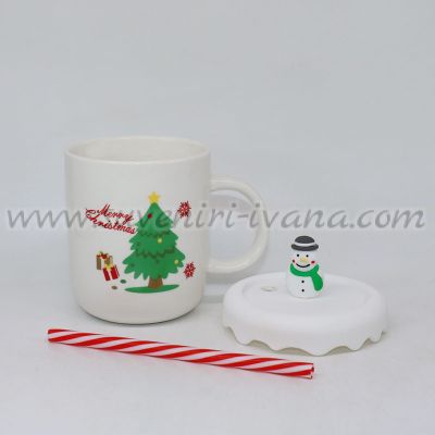 чаша за Коледа с елха и снежен човек