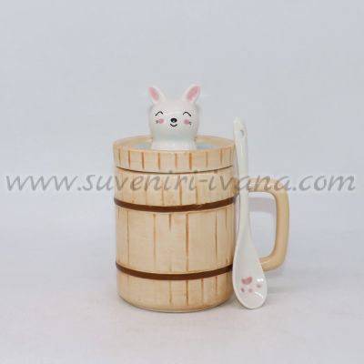 чаша със зайче във вана