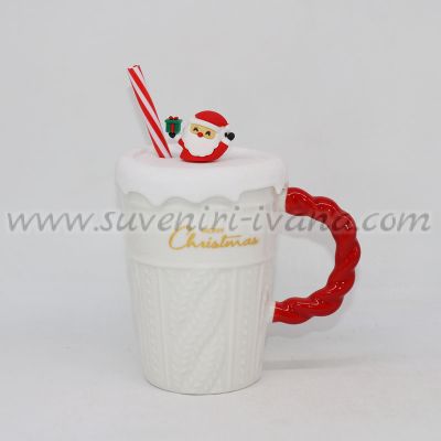 коледна чаша „Merry Christmas“ със силиконов капак и сламка