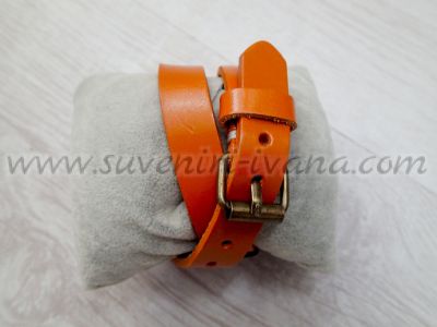 Часовник гривна в стил винтидж с каишка от естествена кожа