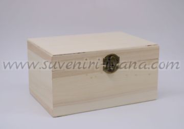 натурална дървена кутия за декупаж