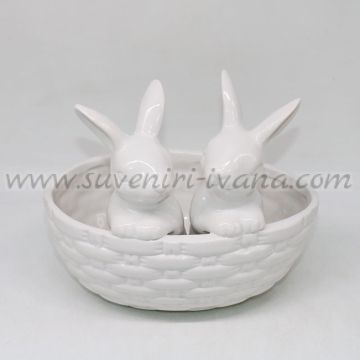 керамична кошница/панерче с две зайчета