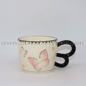 чаша с розови пеперуди и двойна дръжка