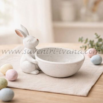 керамична купичка за великденски яйца със зайче