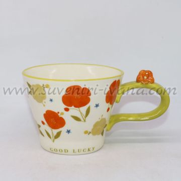 чаша Good Lucky с цветя макове и декоративна дръжка