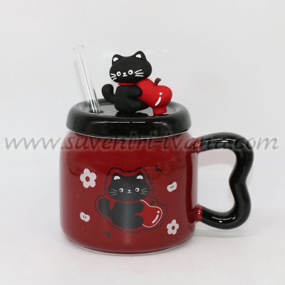 чаша с коте, капак и стъклена сламка