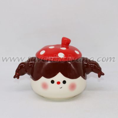 чаша / захарничка с капак - момиче с шапка гъбка