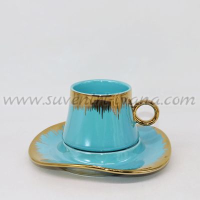 луксозна порцеланова чаша с чинийка в светлосиньо и златно