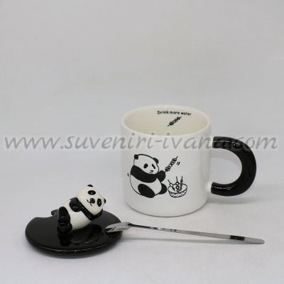 забавна чаша с панда