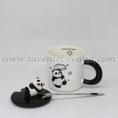 оригинална чаша с панда