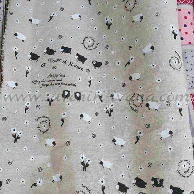 Детски плат с овце и декоративни елементи