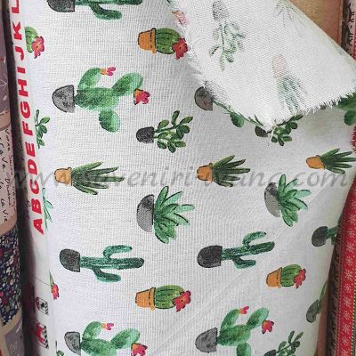 Декоративен плат с фин десен кактуси